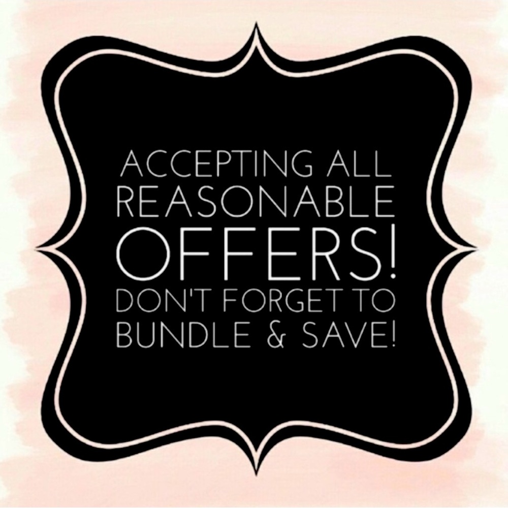 Bundle and save ! Closet clean out sale is ON 🥳